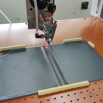 Condición CQT-800A Máquina automática de rociado de pegamento de tipo gabinete con componentes centrales PLC