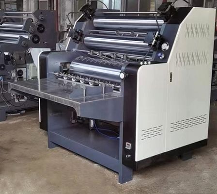 Máquina de laminado de cartón corrugado con voltaje de 380 V y potencia de generadores de 3 kW