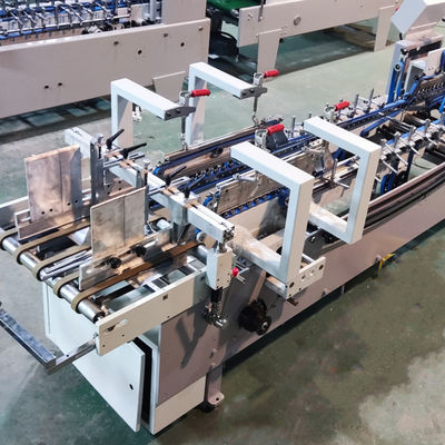 3ACQ 580D Máquina de pegamento de caja de tamaño más grande 1200KG Fácil de usar